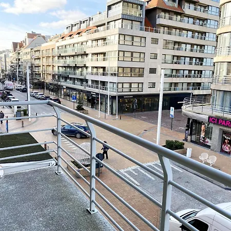 In Near The Beach, Cleaning Included Lägenhet Nieuwpoort