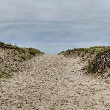 Lägenhet In Near The Beach, Cleaning Included *